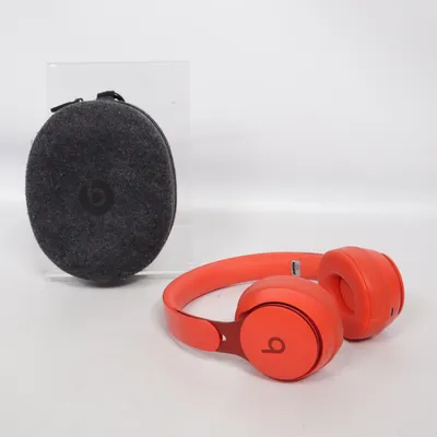 Hörlurar (Solo3) från Beats