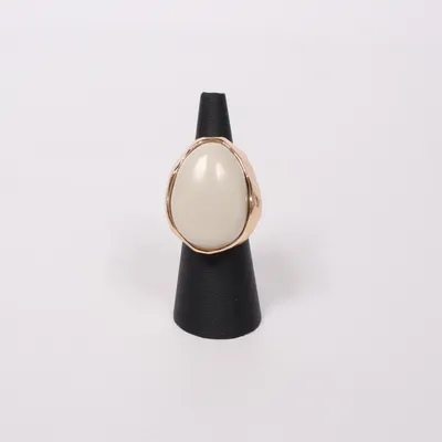 Ring (White, Gold) Unknown metal
