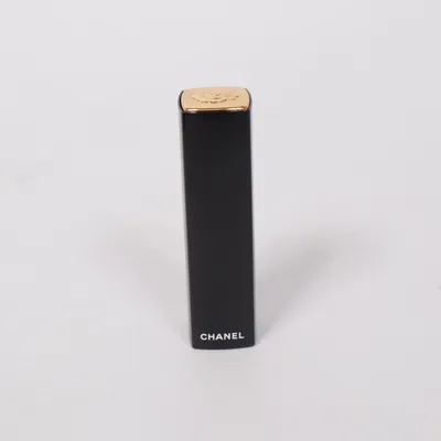 Lippenstift (Rouge Allure Velvet, 257 Rouge Triomphal) van Chanel