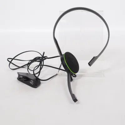 Headset (Black) from Xbox