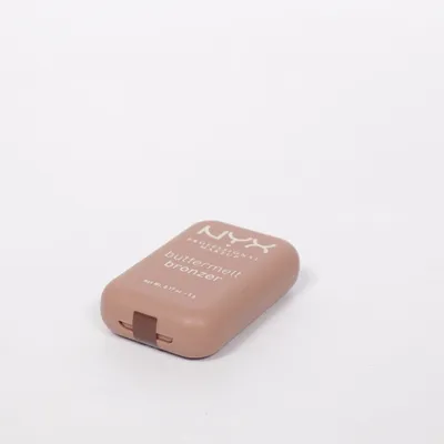 Bronzer (Buttermelt Bronzer, 02 All Buttad Up) från NYX Professional Makeup
