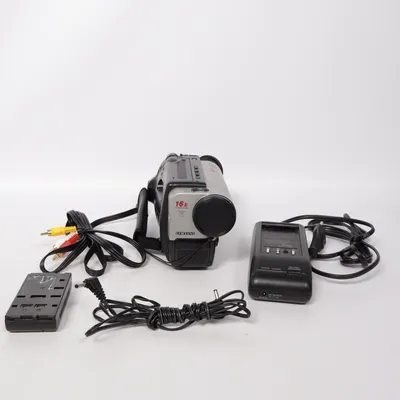 Video camera (VP-A30) from Samsung