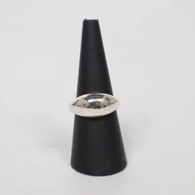 Ring (Silverfärgad) Okänd metall