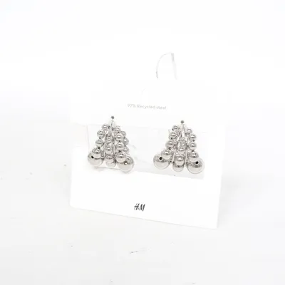 Örhängen (Silverfärgad) från H&M Okänd metall
