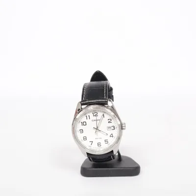 Armbandsur (Mtp-1302) från Casio