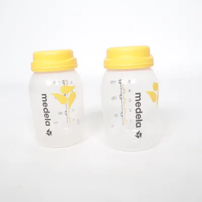 Babyfles (Geel) van Medela