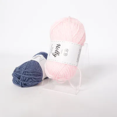 Yarn (Holly) from Holly