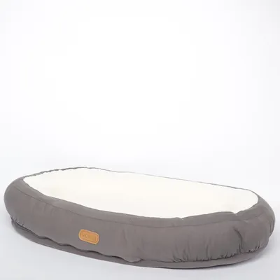 Nid de bébé (Gris, Blanc) de Voksi
