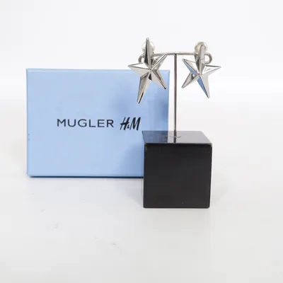 Clips-örhängen (Silverfärgad) från Mugler x H&M Okänd metall