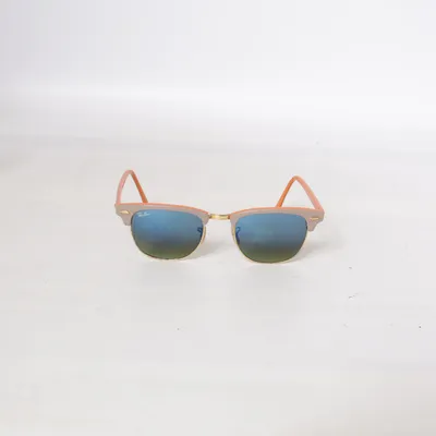 Solglasögon (RB 3016 Clubmaster) från Ray-Ban