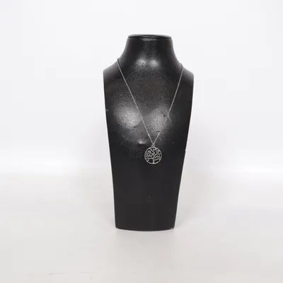 Halsband (Silverfärgad) från Lovisa Okänd metall