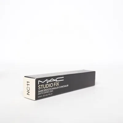 Concealer (Studio Fix 36hr Smooth Angles Concealer) from MAC