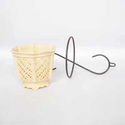 Hanging flower pot (Yellow, Black)