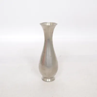 Vase (Silver)