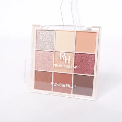 Palette de fards à paupières (VELVET GLOW EYESHADOW PALETTE) de Realher