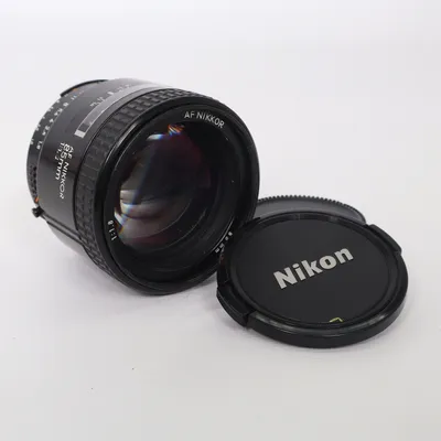 Kameraobjektiv (Svart) från Nikon