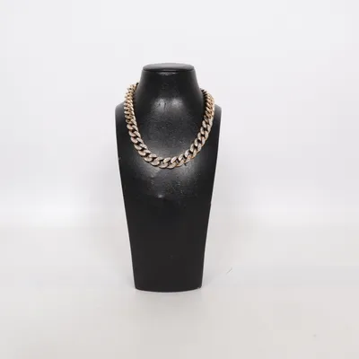 Halskette (Gold) Unbekanntes Metall