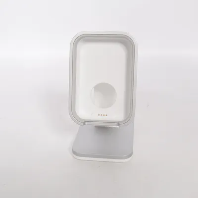 Wireless charger (OBFTC - 0122-A) from Otterbox
