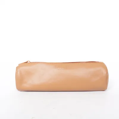 Etui van McNeill