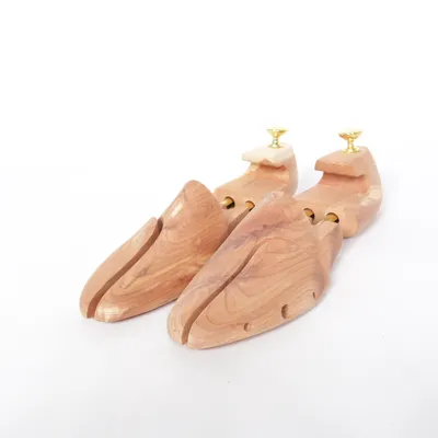 Shoe tree (Brown)
