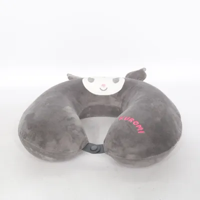 Nackkudde (Kuromi) från Sanrio