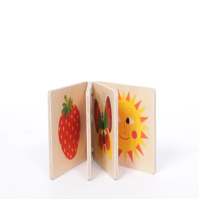 Baby speelgoed (Beige, Rood, Zwart) van Atelier Scherer