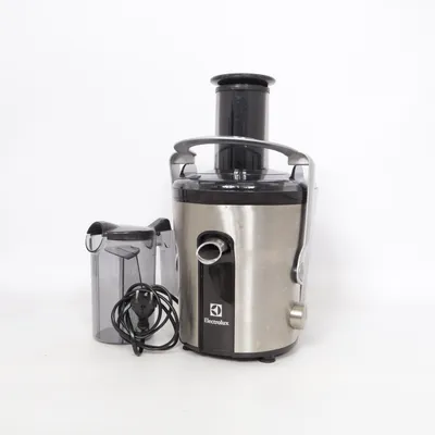 Råsaftcentrifug (Silverfärgad, Svart, Transparent) från Electrolux