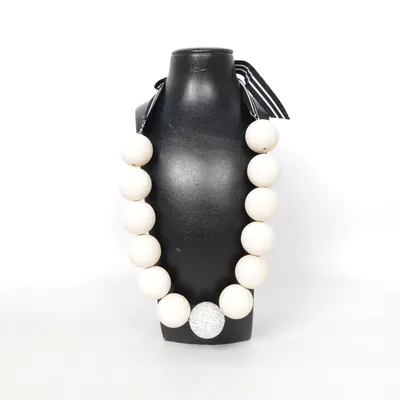 Halsring (Beige, Silverfärgad, Svart) från Aarikka Okänd metall