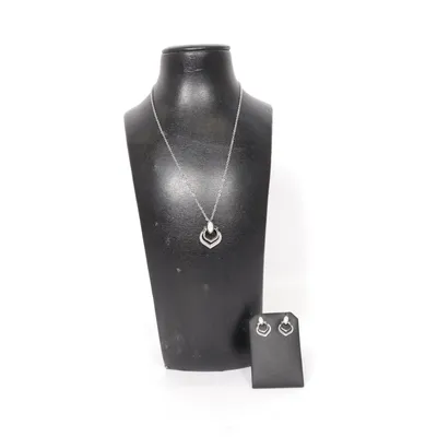 Parure de bijoux (Argent, Blanc) Métal inconnu