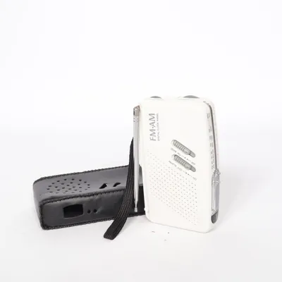 Radio (Blanc)