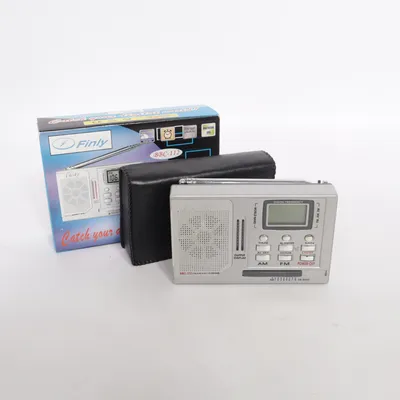 Radio (Zilver) van Finly