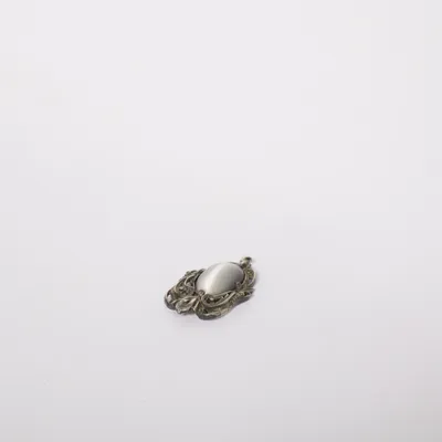Pendentif (Argent) Métal inconnu