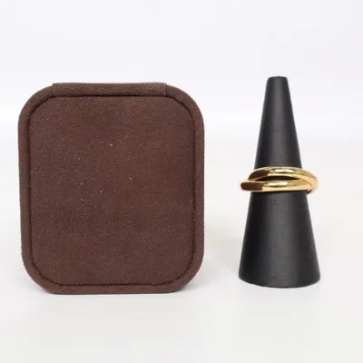 Ring (Guldfärgad) från Ani Okänd metall