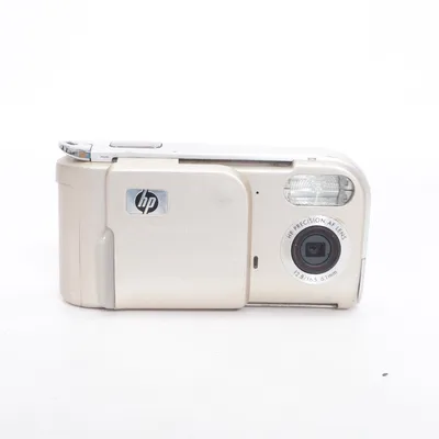 Analog compact camera (Photosmart M23) from HP