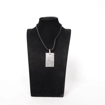 Halsband (Svart, Silverfärgad) från Unica Okänd metall