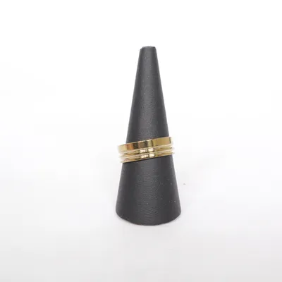 Ring (Gold) Unknown metal