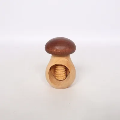 Nutcracker (Beige, Brown)