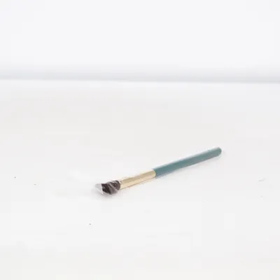 Sminkborste (Svart, Grön, Guldfärgad) från Makeup Mekka