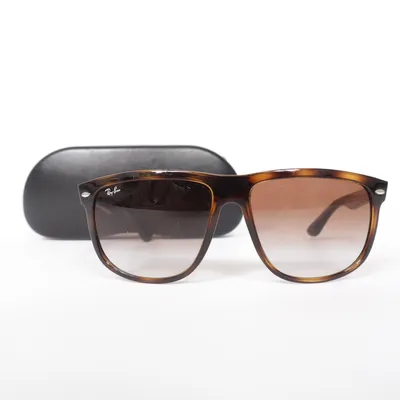Solbriller (RB 4147) fra Ray-Ban