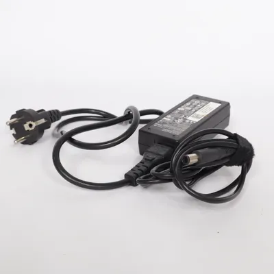 Computer charger (Black) from Dell