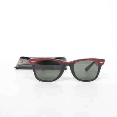 Solglasögon (Svart, Röd) från Ray-Ban