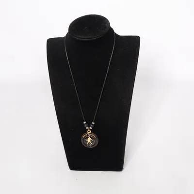 Necklace (Black, Gold) from Elvis Presley Unknown metal
