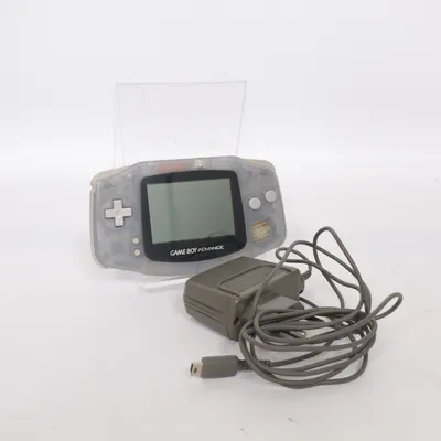 Elektroniskt spel (AGB-001) från Nintendo