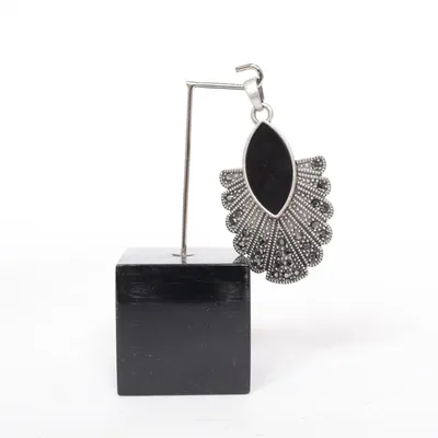 Pendant (Silver, Black) Unknown metal