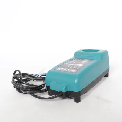 Chargeur de batterie (Dc1414 T) de Makita