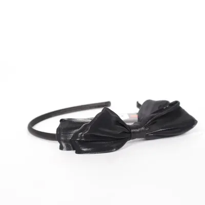 Diadem (Black) from Complement