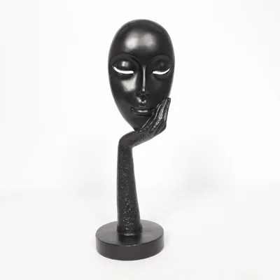 Skulptur (Sort) fra Gilbert Gilbert