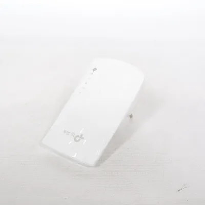 Wifi-förstärkare (RE200) från TP-Link