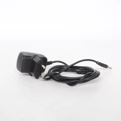 Datorladdare (KSAFB0500100W1UV) från Ktec