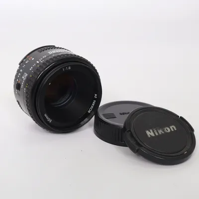 Kameraobjektiv (Svart) från Nikon
